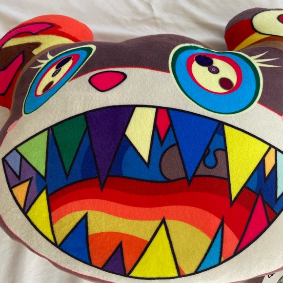 Takashi Murakami ComplexCon Ursa Large Pillow - Picture 7 of 11